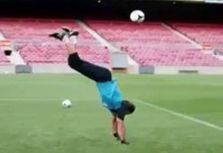 Barçalı oyuncudan akrep vuruşu!