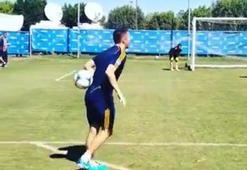 İdmanda Robbie Keane şov