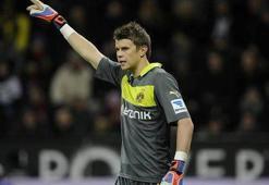 Mitchell Langerak dişlerinden oldu