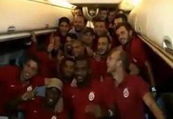Cimbom'da halaylı kutlama!