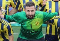 Kırmızı kart gördü, tabancayla rakip takımın soyunma odasını bastı