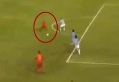 Sneijder ateş etti!