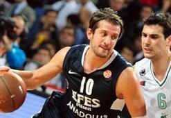 Efes, enfes başladı: 60-58