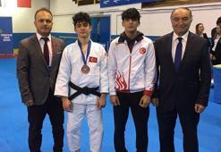 Enes Uysal bronz madalya kazandı