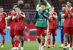 Rusya Meclisi, milli takımda kötü oynayan futbolcuları cezalandırmayı önerdi
