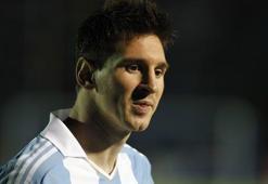 Messi'den beklenmedik füze!