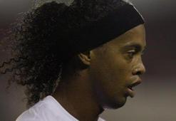 Ronaldinho'dan olağanüstü çalım