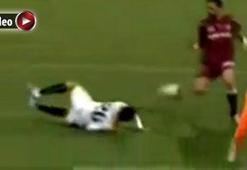 Gol atmak senin neyine!
