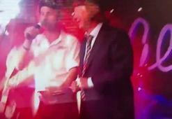 Sir Alex Ferguson fena dağıttı!