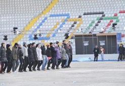 Dünya açılışı konuşacak