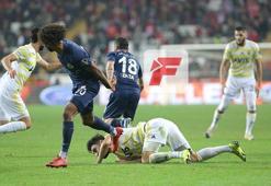 Antalyaspor-Fenerbahçe maçından kareler