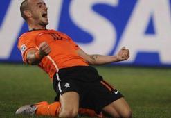 Q7 değil Sneijder