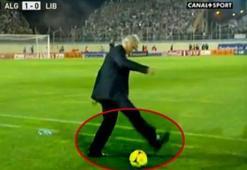 Maçın yıldızı oldu!