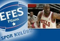 Murray resmen Efes Pilsen'de
