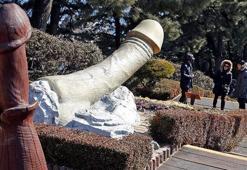 Güney Kore'de 'Penis Park' gidenleri şaşkına çeviriyor