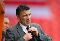 Dean Saunders'a geçici görev!