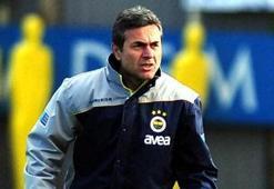 Kocaman 50 futbolcuyu izliyor