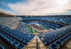 Çürümeye yüz tutmuş devasa stadyum Silverdome