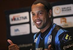 Ronaldinho ilânla aranıyor!