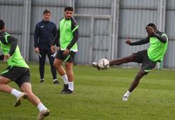 Bursaspor'da Ali Aköz yönetiminde Ümraniyespor maçı hazırlıkları sürdü