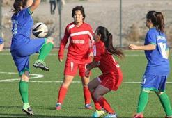 Kadın futbol takımından "gol sağanağı"