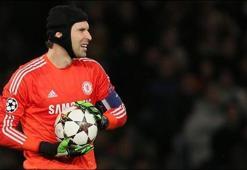 Liverpool'dan Petr Cech hamlesi