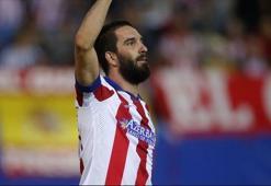Arda Turan o şiiri kimin için paylaştı?