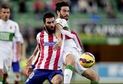 Arda Turan, Alex de Souza'yı unutmadı