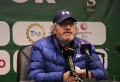 Mustafa Reşit Akçay, kadro dışı bırakan oyuncuların affını isteyecek