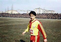 Türkiye'nin unutulmaz futbolcusu (küçük dev adam) İlyas Tüfekçi'ye sürpriz!