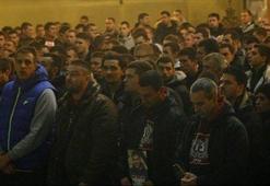 Belgrad'da Türkiye Büyükelçiliği önünde protesto gösterisi