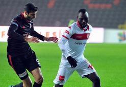 Samsunspor'da tahta açılamadı, 6 futbolcunun yeri dolmadı