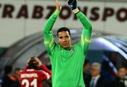 Trabzonspor'da kaleci Esteban sözleşmesini feshetti
