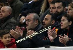 Abdurrahim Albayrak heyecandan yerinde duramadı