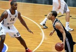 Beşiktaş İntegral Forex 88-71 VEF Riga