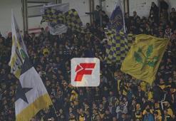 Fenerbahçe - BB Erzurumspor maçında düşen taraftar hastaneye kaldırıldı
