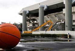 Abdi İpekçi Spor Salonu'na veda