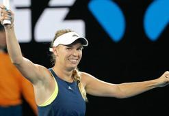 Wozniacki yarı finalde