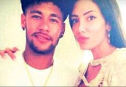 Neymar, model Soraja'nın ayaklarını yerden kesti!