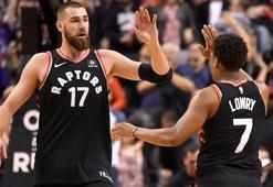 Raptors, Spurs'ü devirdi