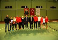 Tenis Federasyonu yetkilileri Mersin'deki tesisleri inceledi