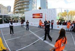 Voleybol heyecanı Kanyon'a taşınıyor