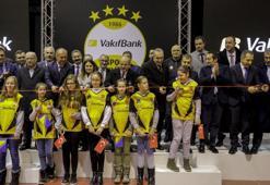 Dünyanın en büyüğü VakıfBank dünyaya açılıyor