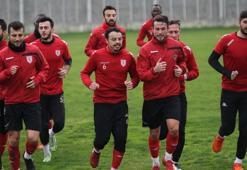 Kampanyada toplanan bağışlarla futbolculara ödeme yapıldı