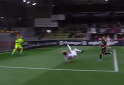 Sinan Karweina'dan jeneriklik gol!