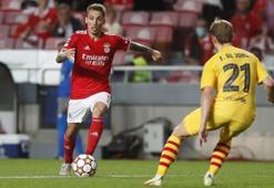 Alejandro Grimaldo'dan Barcelona'ya açık kapı