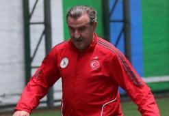 Bakan Osman Aşkın Bak maç yaptı