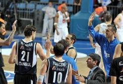 Efes galibiyet serisine sürdürdü: 72-85