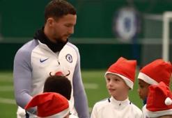 Chelsea'nin yıldızlarından miniklere sürpriz!