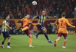 Galatasaray'da Fatih Terim, Fenerbahçe derbisine 3 değişiklikle çıktı